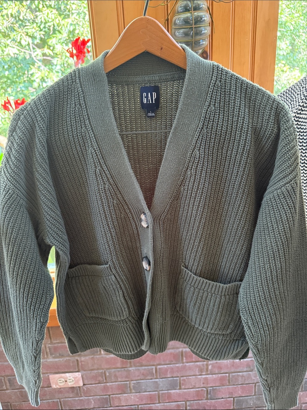 GAP Ribbed Button-Front Cardigan